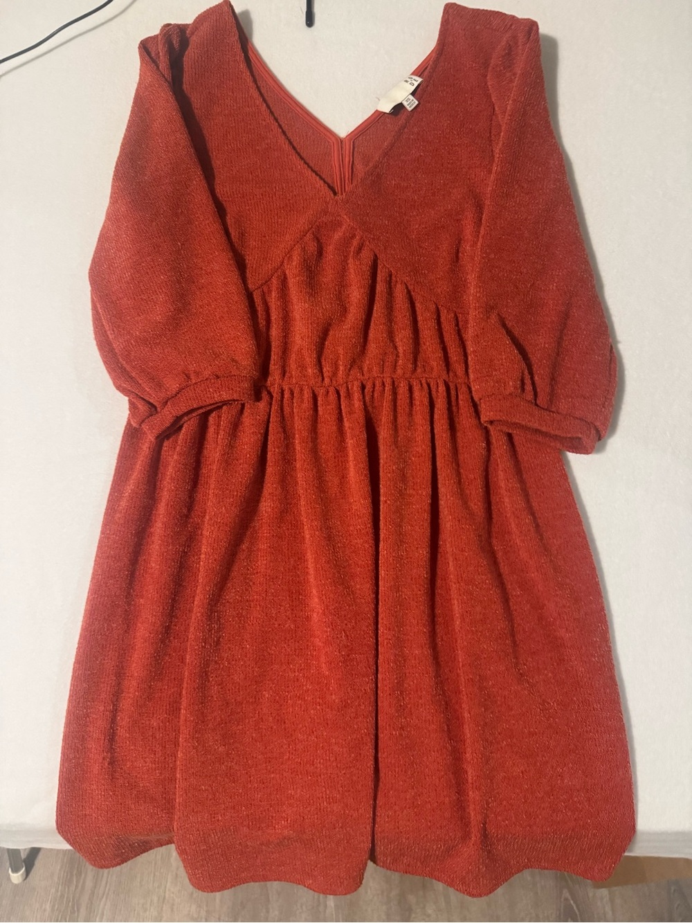 V-Neck Puff Sleeve Midi Dress in Rust - Picture 4 of 8